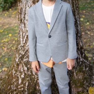 Zara grey suit for Kid 6y - 116cm